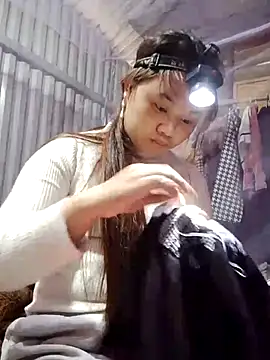 Snapshot of _Bong_02 chatting on March 2026 04:51:02 AM Bong 02 online show from March 2026 04:51:02 AM