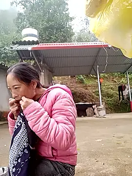 Snapshot of muamua99 chatting on January 2026 01:31:02 AM muamua99 online show from January 2026 01:31:02 AM