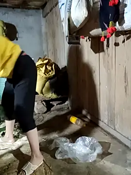 Snapshot of muamua99 chatting on February 2026 11:04:02 PM muamua99 online show from February 2026 11:04:02 PM