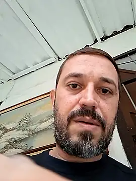 Johnnyhotlatmale online show from January 2026 07:52:02 PM