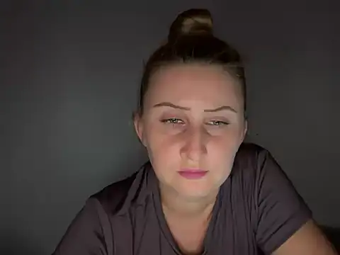 stephany333 online show from June 2026 10:43:01 AM