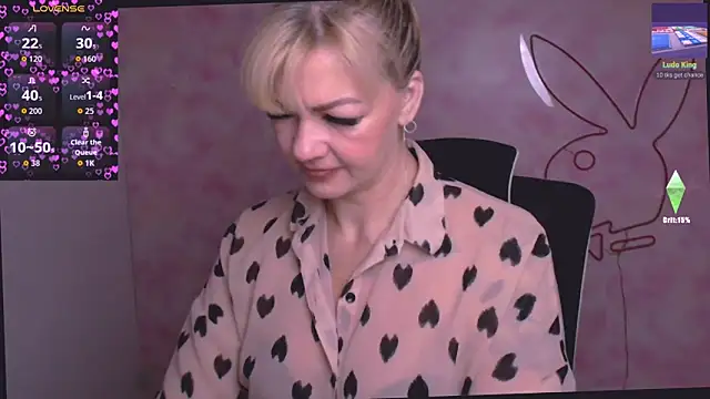 Snapshot of Madonna_Fire chatting on April 2026 12:18:01 PM Madonna Fire online show from April 2026 12:18:01 PM