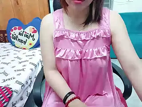 Heni6368 online show from February 2026 09:36:02 PM