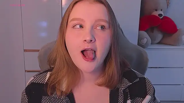 Ol1via online show from February 2026 04:13:02 AM