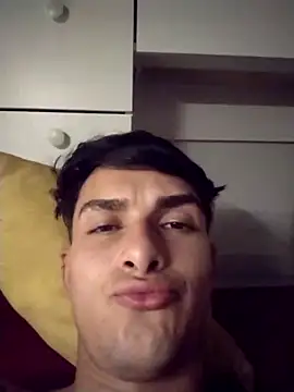 Fefe2805 online show from March 2026 03:03:02 AM