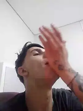 Fefe2805 online show from March 2026 10:46:02 PM