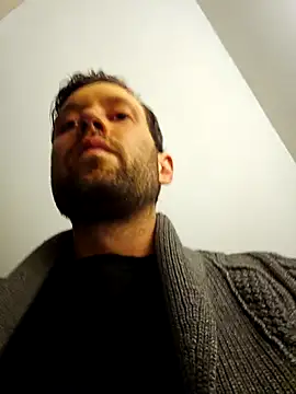 Etowner8999 online show from February 2026 04:16:01 AM