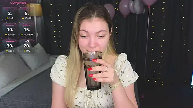 Angel  Grace online show from April 2026 01:48:01 AM