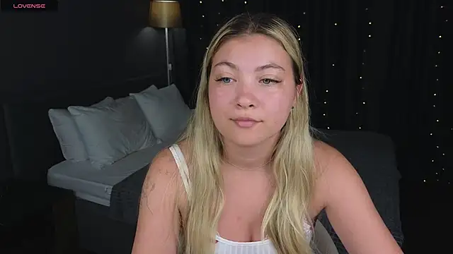 Snapshot of Angel__Grace chatting on June 2026 12:13:02 AM Angel Grace online show from June 2026 12:13:02 AM
