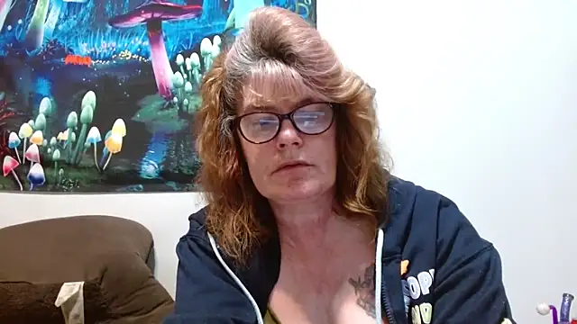 Snapshot of ladylavende3 chatting on February 2026 11:14:01 AM ladylavende3 online show from February 2026 11:14:01 AM