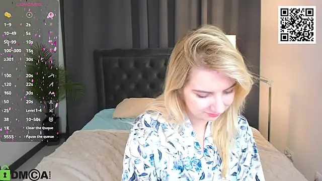 SoftLana online show from February 2026 04:11:01 AM