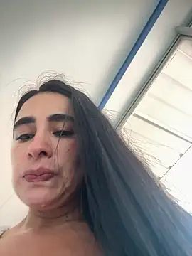 RoseOnYou online show from April 2026 07:47:02 PM