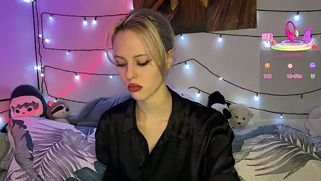 Snapshot of stillsweety chatting on March 2026 04:35:02 PM stillsweety online show from March 2026 04:35:02 PM