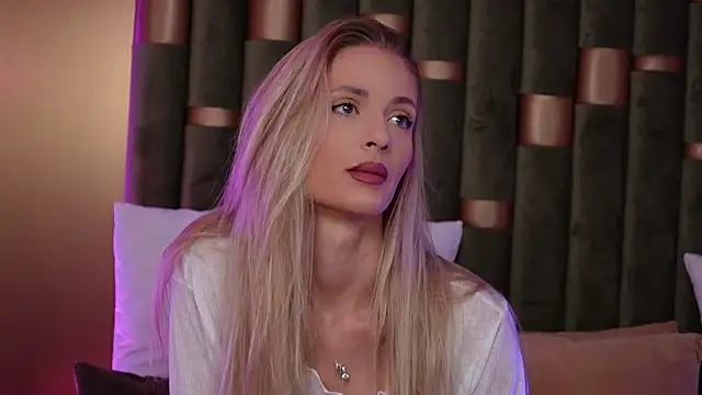 AmeliaAngel online show from October 2025 04:31:02 AM