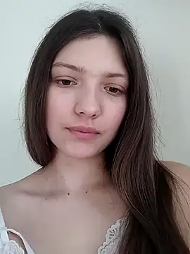 LunaTori456 online show from March 2026 01:05:01 PM