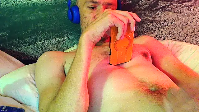 cloudyplay661 online show from April 2026 11:00:02 AM