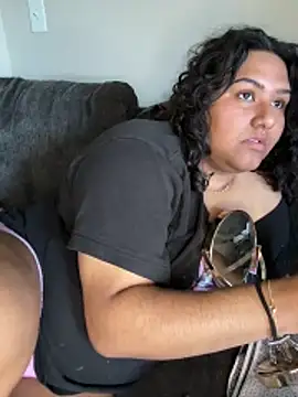 Angeliccreamyrican online show from April 2026 09:29:02 PM