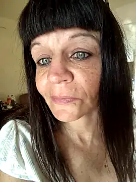 Petitegreeneyez69 online show from March 2026 12:27:02 AM