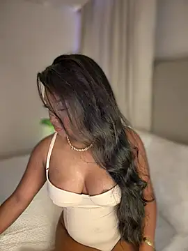 Snapshot of Soler_magnet chatting on April 2026 10:03:01 PM Soler magnet online show from April 2026 10:03:01 PM