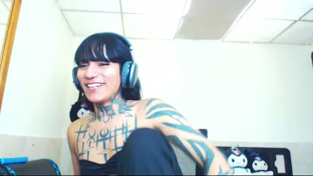 Snapshot of jazmin_wolf chatting on May 2026 03:06:01 PM jazmin wolf online show from May 2026 03:06:01 PM