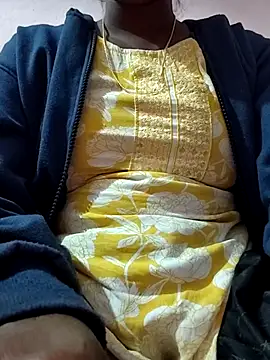 Snapshot of PRAPTITELUGU chatting on February 2026 06:00:02 PM PRAPTITELUGU online show from February 2026 06:00:02 PM