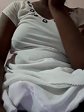 Snapshot of PRAPTITELUGU chatting on February 2026 05:49:02 AM PRAPTITELUGU online show from February 2026 05:49:02 AM