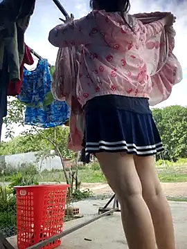 Snapshot of lina_loveee chatting on May 2026 09:27:01 AM lina loveee online show from May 2026 09:27:01 AM
