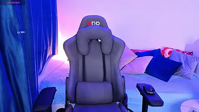 lucidangelok1 online show from April 2026 08:10:01 AM