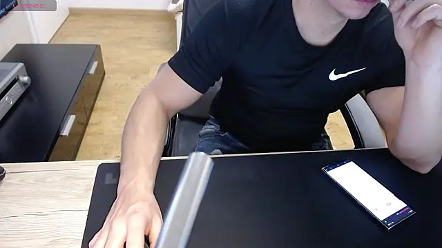 Snapshot of sensualman90 chatting on April 2026 10:35:02 PM sensualman90 online show from April 2026 10:35:02 PM