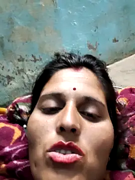 Snapshot of Bhavna8080 chatting on June 2026 11:40:01 PM Bhavna8080 online show from June 2026 11:40:01 PM