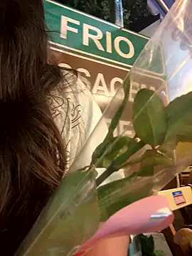 HellenaTinoco online show from January 2026 01:33:01 AM