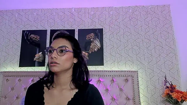 Snapshot of MeganRosseX chatting on March 2026 06:25:01 PM MeganRosseX online show from March 2026 06:25:01 PM