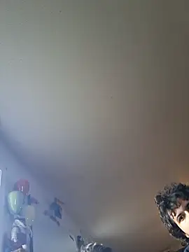 SugarNCinnamon online show from May 2026 11:12:02 PM
