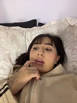 Roseholden online show from April 2026 02:03:02 AM