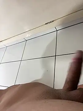 Wellington00  online show from February 2026 10:39:01 PM