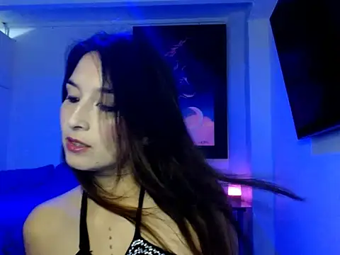 Almaglow  online show from March 2026 07:50:01 PM