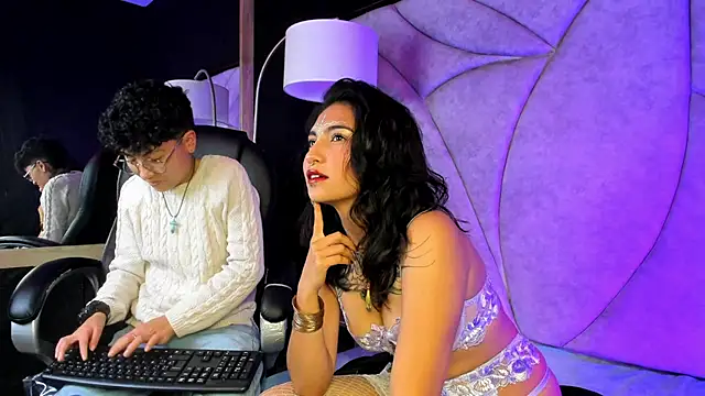 velvet mystic online show from April 2026 03:40:02 AM