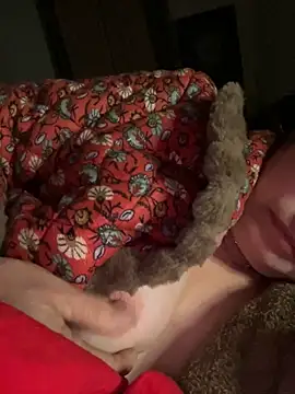 Guillermo950 online show from January 2026 07:05:02 PM