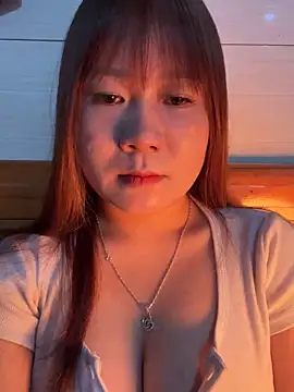 Snapshot of Liness101 chatting on February 2026 02:49:02 AM Liness101 online show from February 2026 02:49:02 AM