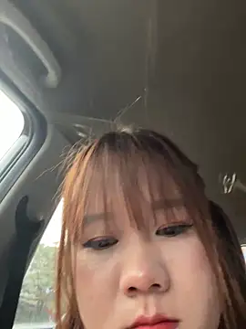 Snapshot of Liness101 chatting on February 2026 12:17:02 AM Liness101 online show from February 2026 12:17:02 AM