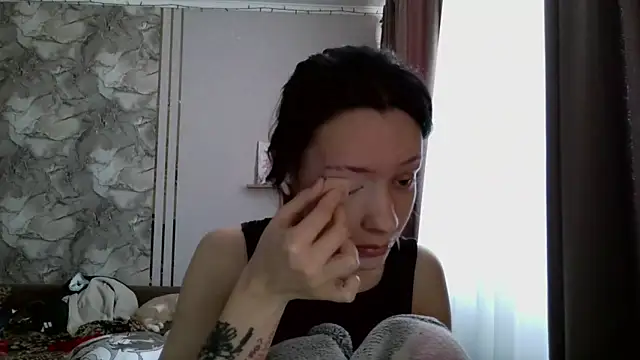 LxayBloom online show from February 2026 07:28:02 AM