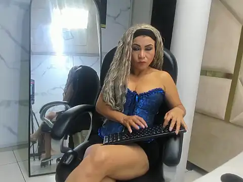 LauraScarlet online show from January 2026 09:09:02 PM