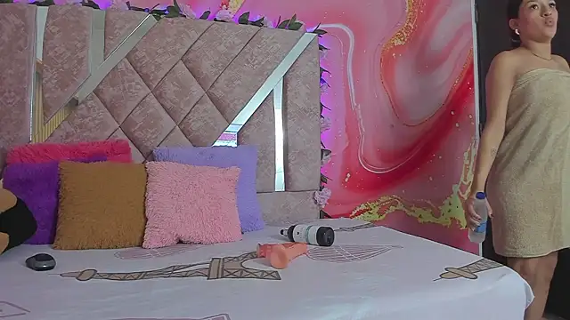 Snapshot of emily_velvet__ chatting on March 2026 06:04:02 PM emily velvet online show from March 2026 06:04:02 PM