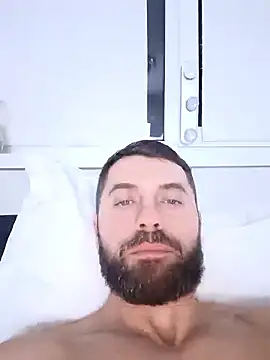 Snapshot of darom85 chatting on January 2026 01:52:01 AM darom85 online show from January 2026 01:52:01 AM