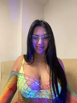 nataliia queen  online show from February 2026 12:22:02 AM