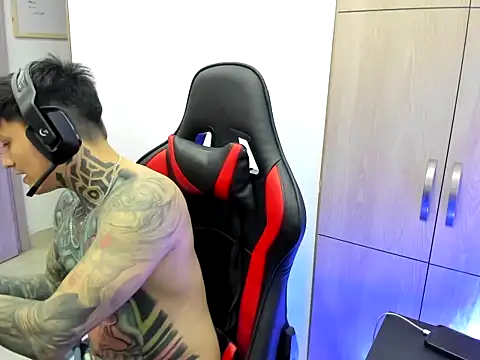 Snapshot of Chrissblack chatting on January 2026 11:40:01 PM Chrissblack online show from January 2026 11:40:01 PM