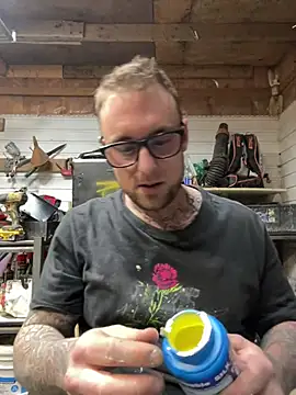 Snapshot of WIDBIGWHITECOCK chatting on February 2026 05:38:01 AM WIDBIGWHITECOCK online show from February 2026 05:38:01 AM