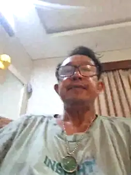 Snapshot of Gerydry chatting on April 2026 10:40:01 AM Gerydry online show from April 2026 10:40:01 AM