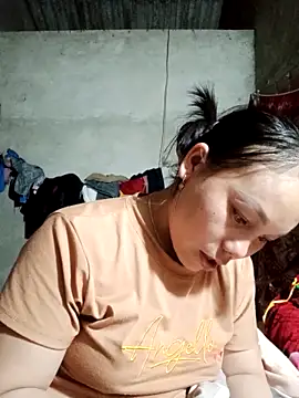 vanvan005 online show from February 2026 01:15:01 PM