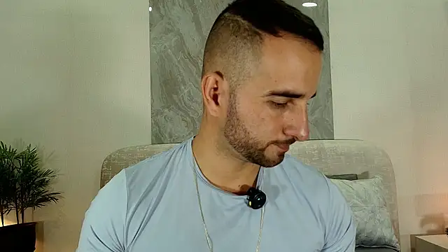Snapshot of lorenzo_walker_1 chatting on July 2026 05:40:02 PM lorenzo walker 1 online show from July 2026 05:40:02 PM